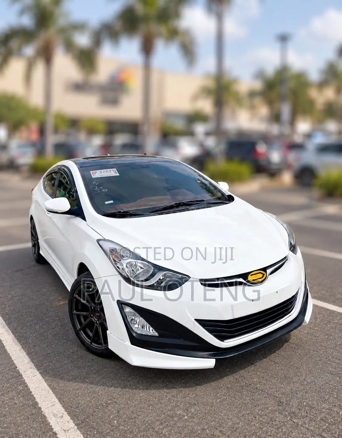 Hyundai Elantra Sport Sedan FWD (2.0L 4cyl 6A) 2016 White