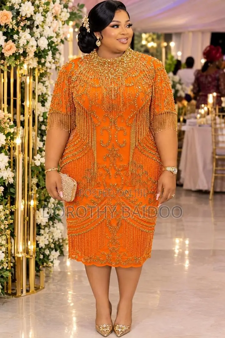 4000 Queens Dress Medium Size to 3XL