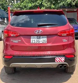 Hyundai Santa Fe 2016 Red