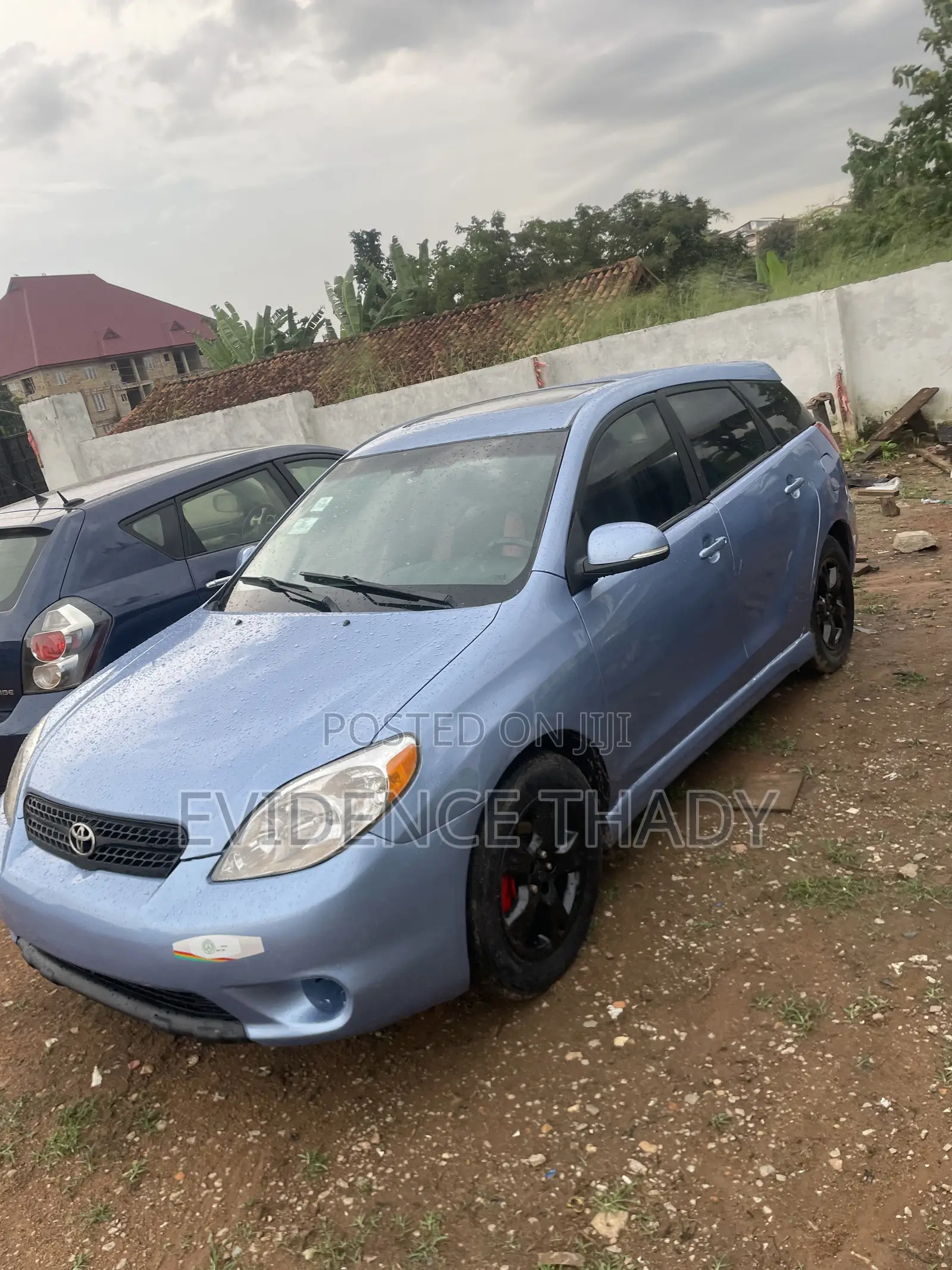 Toyota Matrix Hatchback FWD (1.8L 4cyl 5M) 2005 Blue