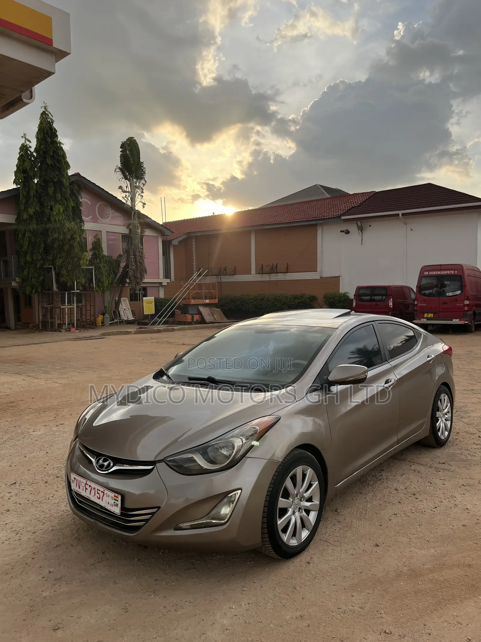 Hyundai Elantra GLS Automatic 2012 Gold