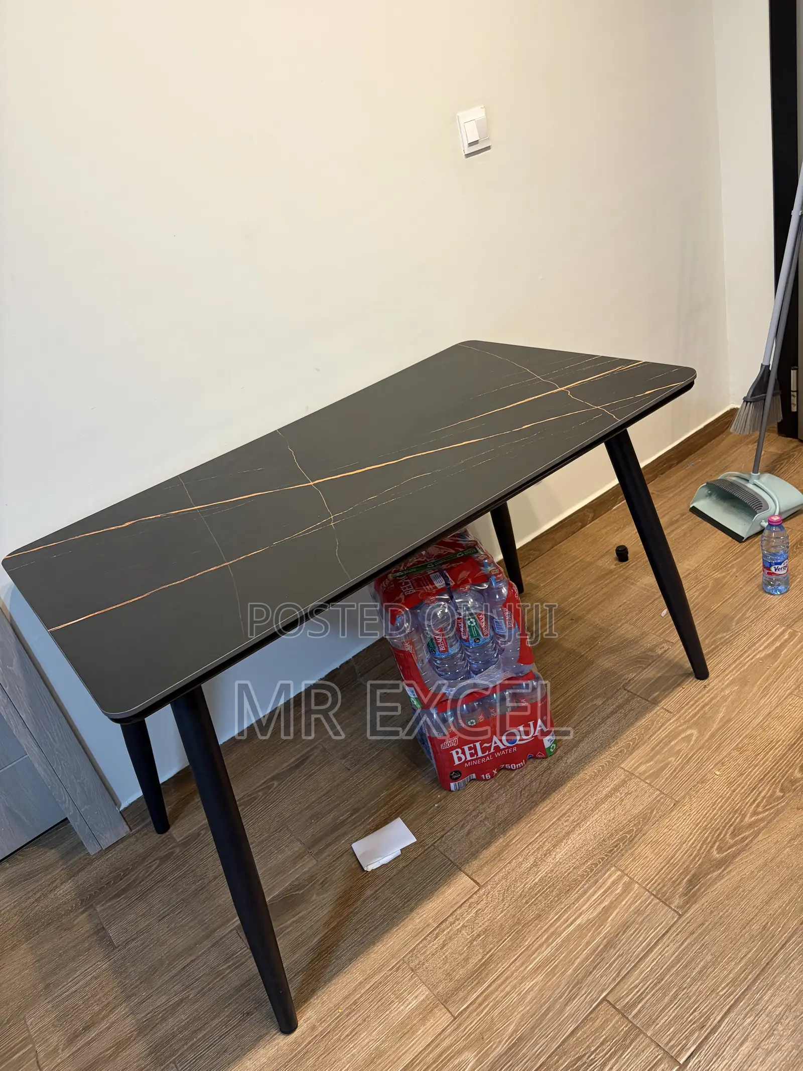 Dinning Table Foreign