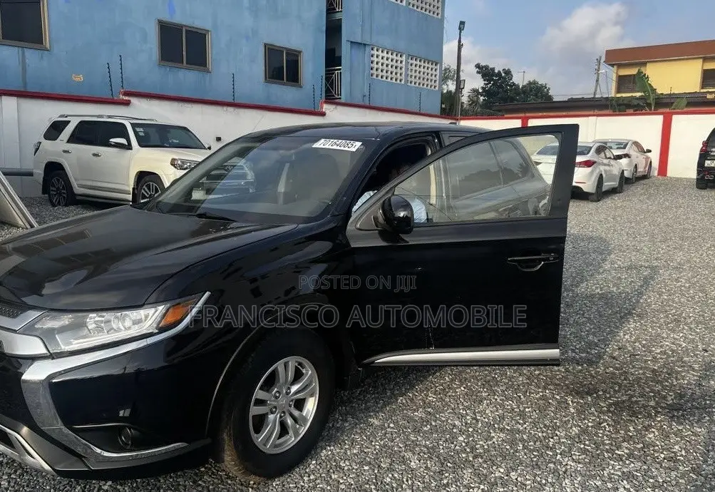Mitsubishi Outlander ES AWC 2019 Black