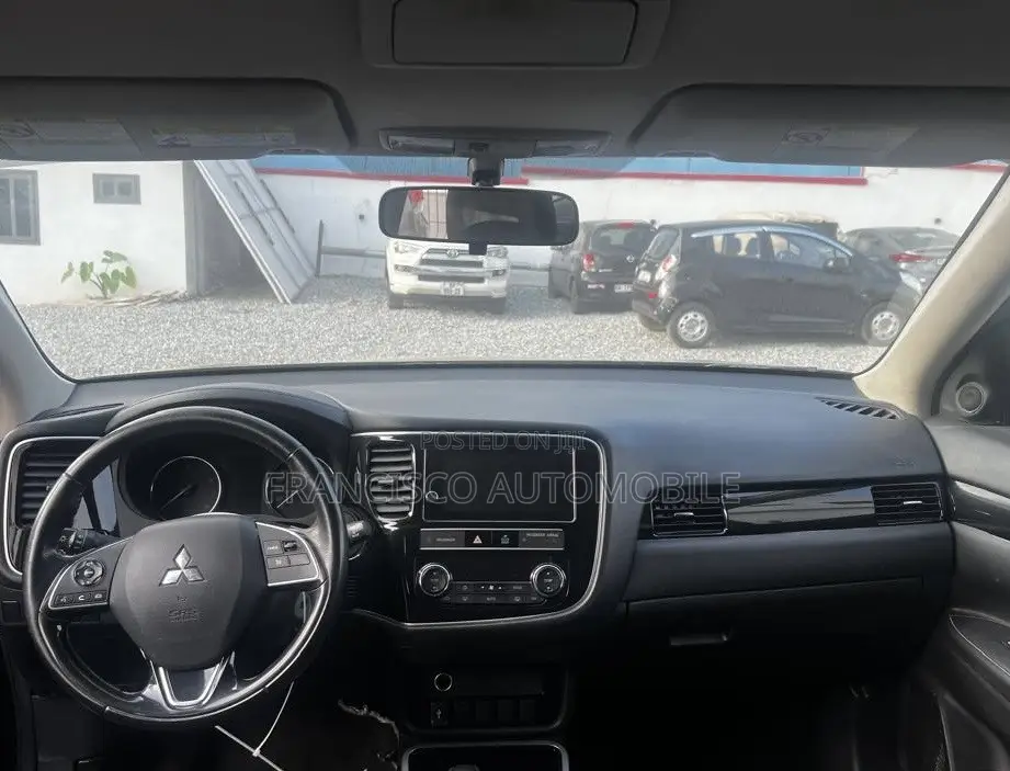 Mitsubishi Outlander ES AWC 2019 Black