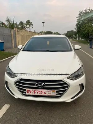 Hyundai Elantra Limited 2018 White