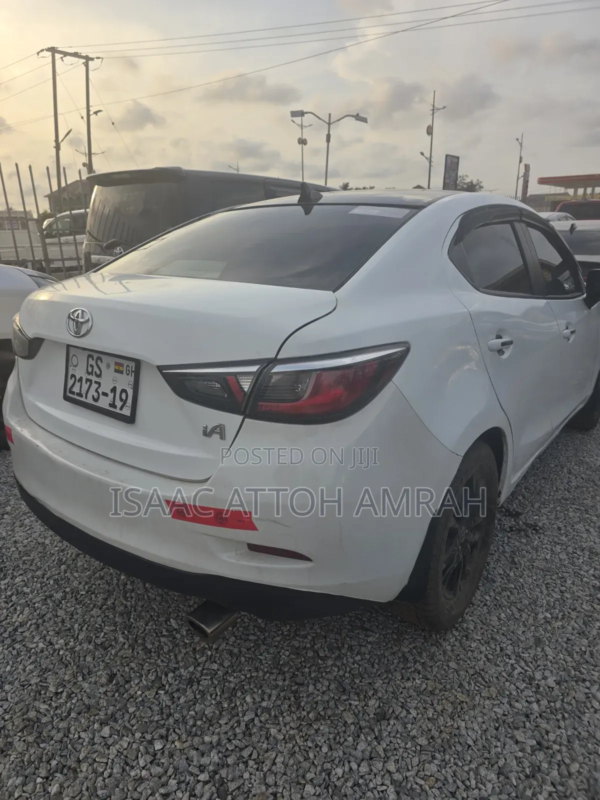 Toyota Yaris LE Hatchback 3dr 2017 White