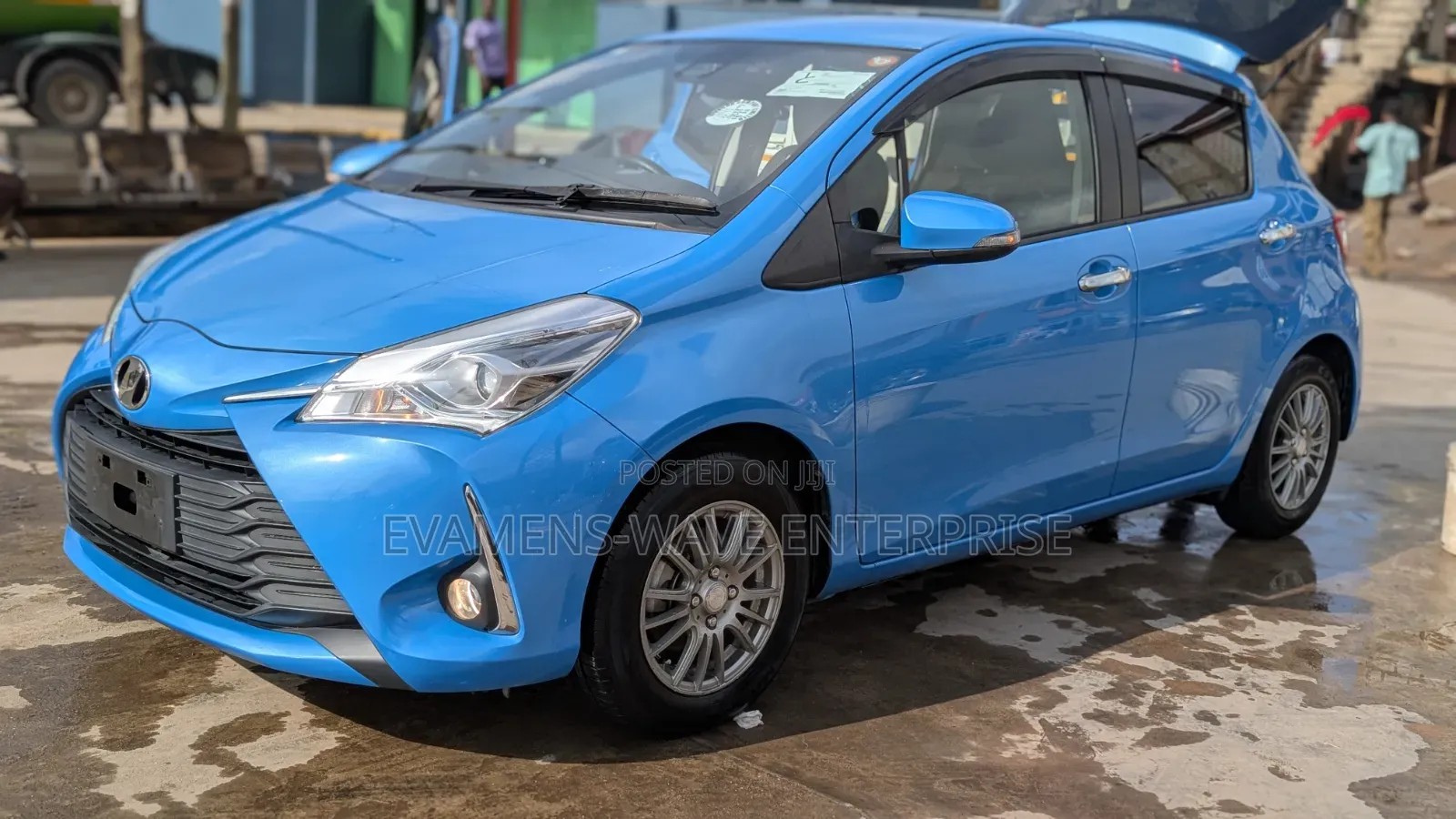 Toyota Vitz 1.3 FWD 5dr 2018 Blue