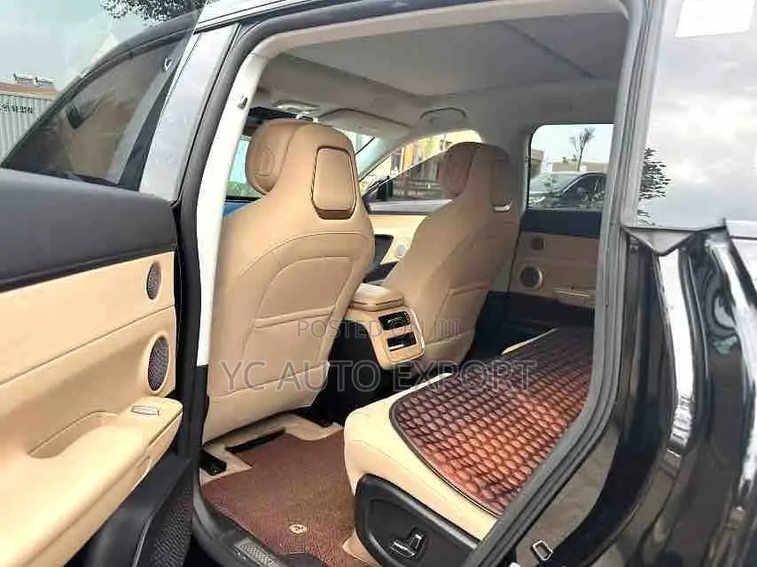 Exeed Sterra ET 2025 Black