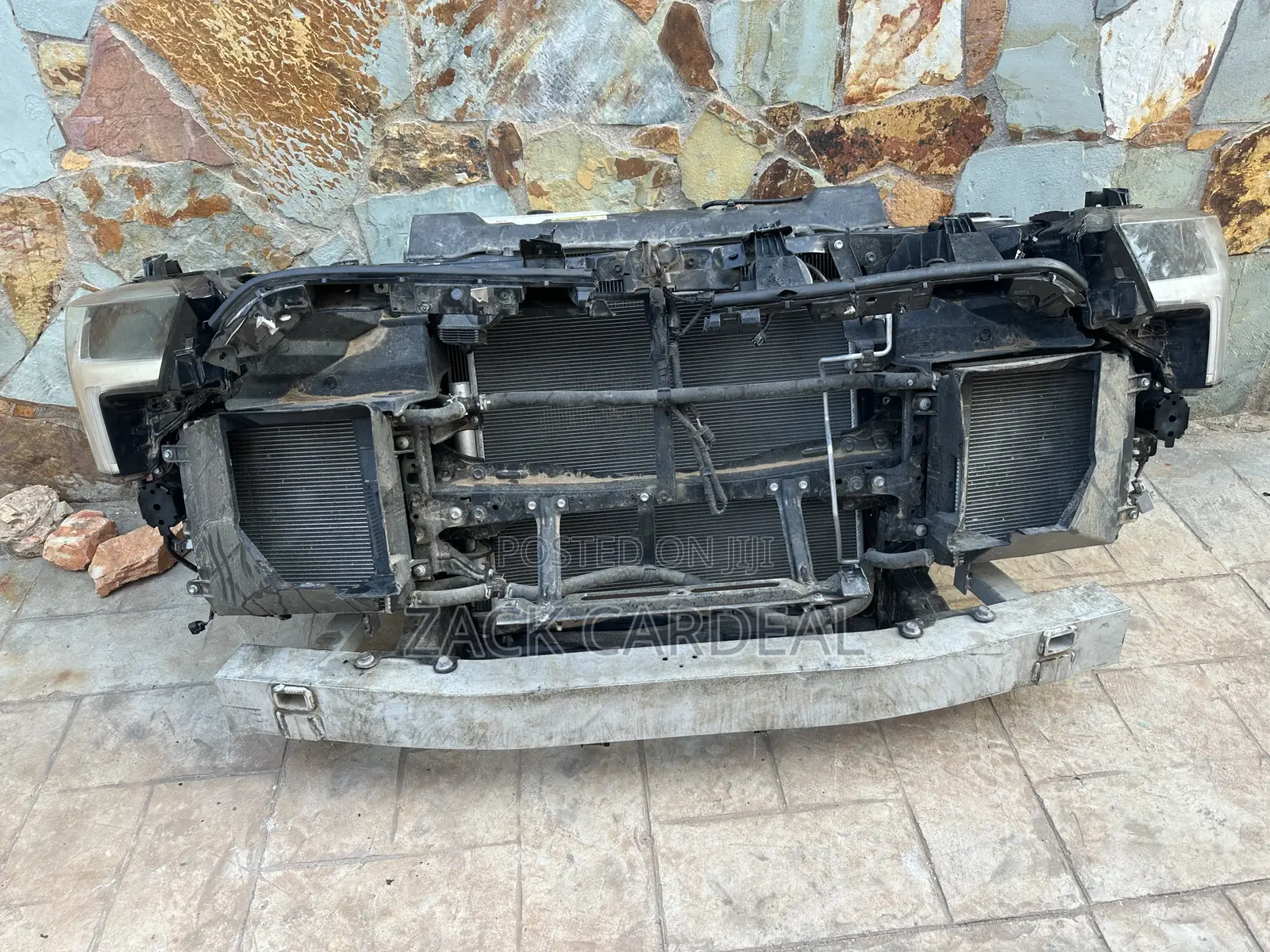 Toyota Tundra 2023 Front Cut Complete Available