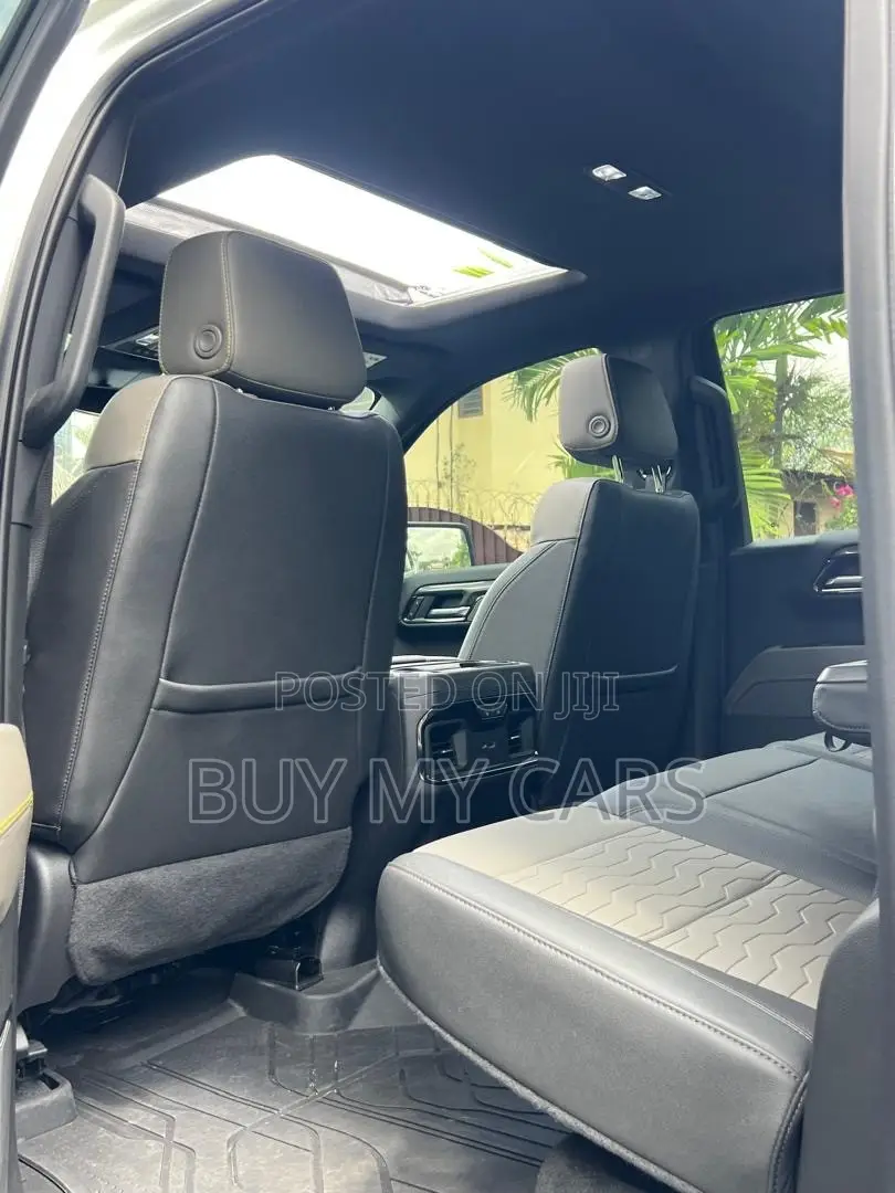 Toyota Tundra Limited Double Cab 6.5' Bed 2024 Blue