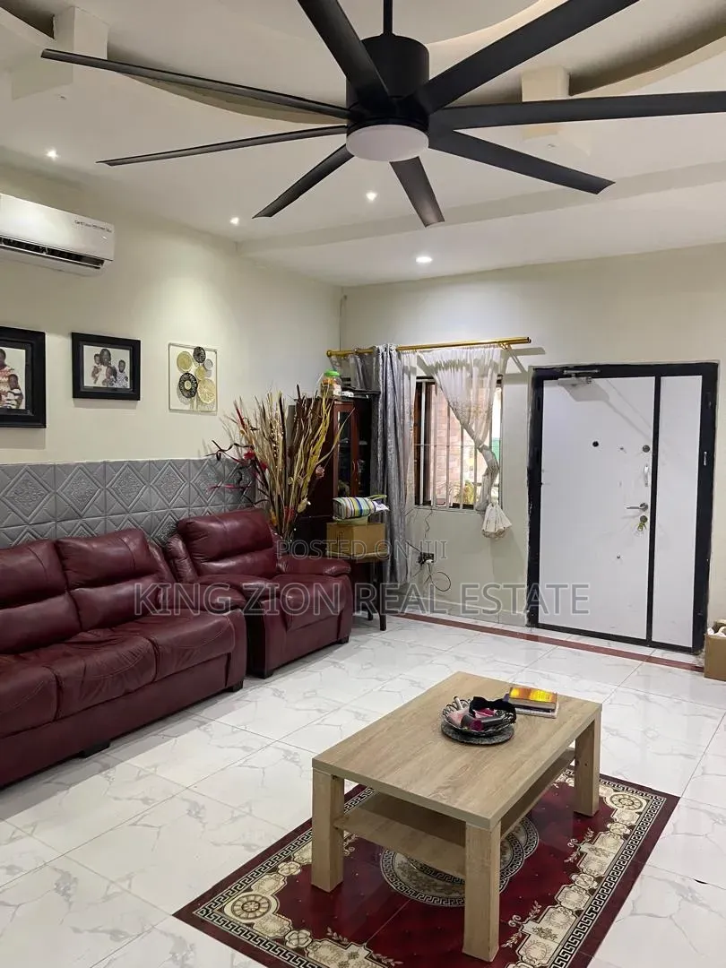 5bdrm House in King Zion Real, Mallam Junction for sale