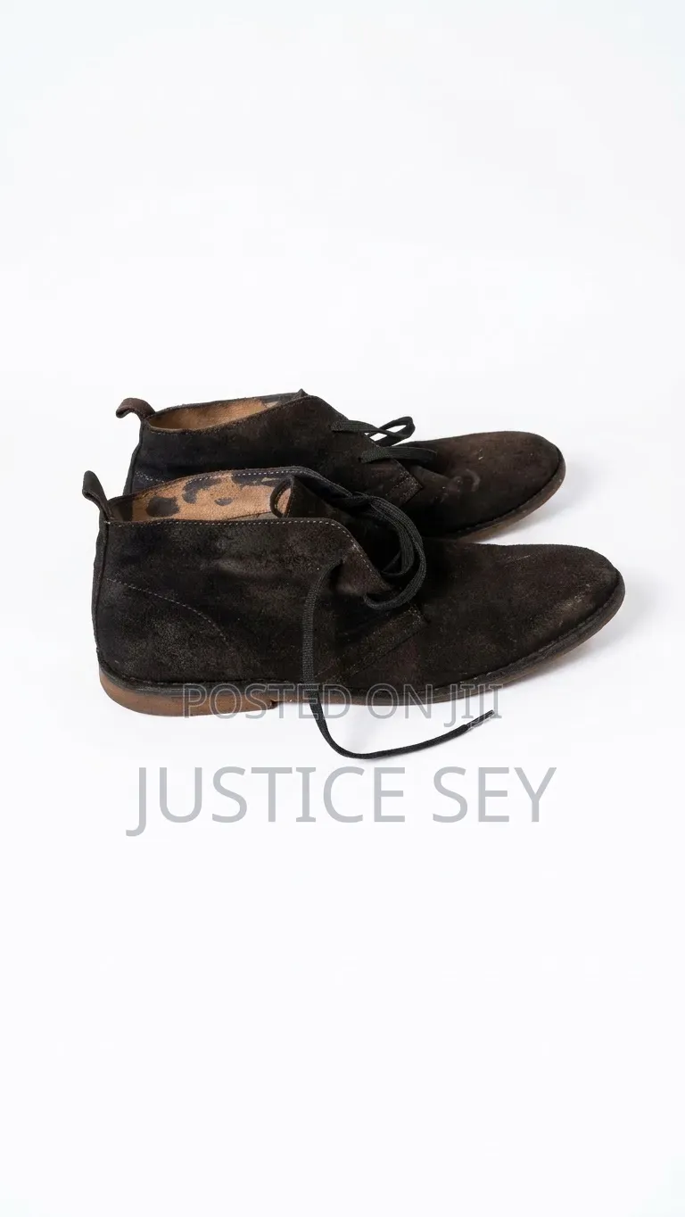 Secondhand Kurt Geiger Suede Chukka Boots