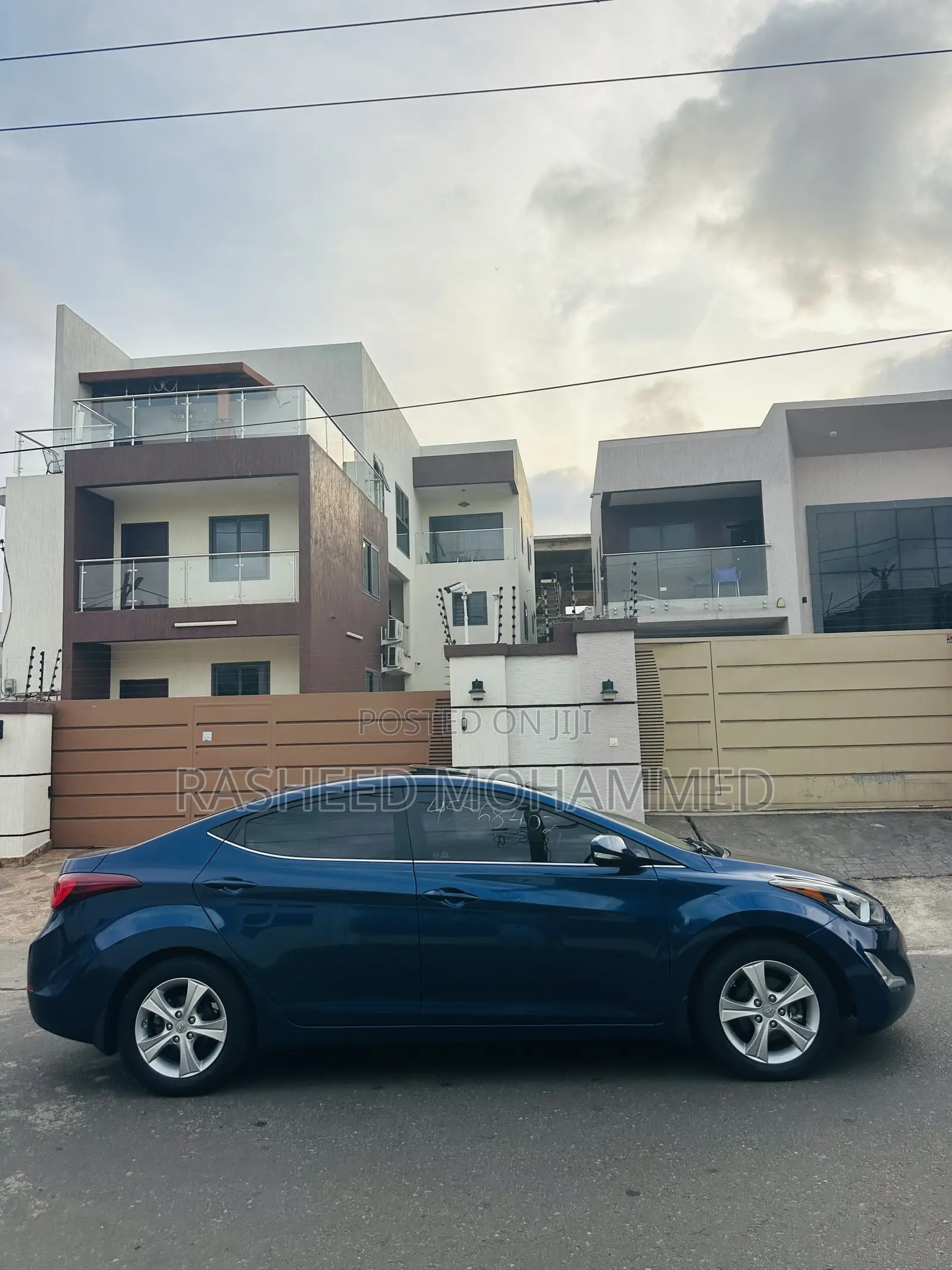 Hyundai Elantra Limited Sedan FWD (1.8L 4cyl 6A) 2016 Blue