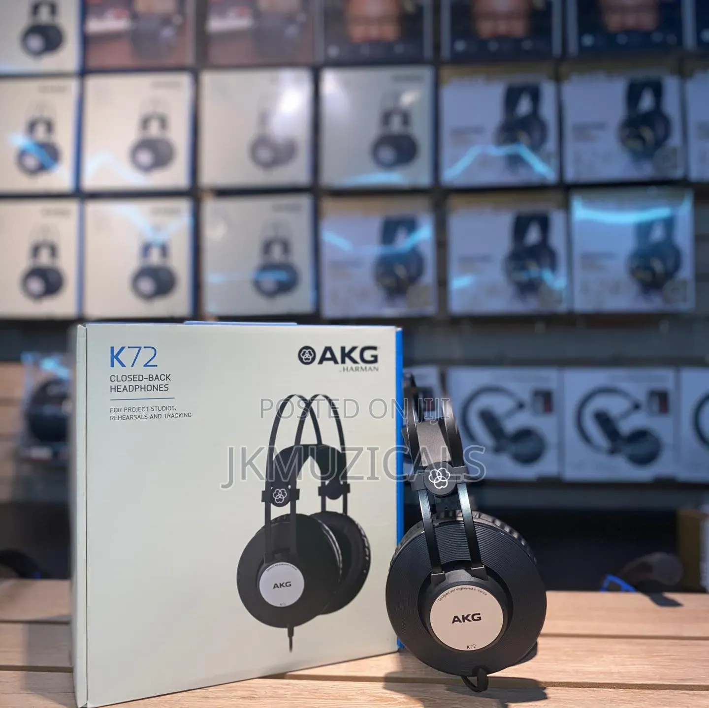 Studio Headset_ AKG K72_ Closed-Back Headphone