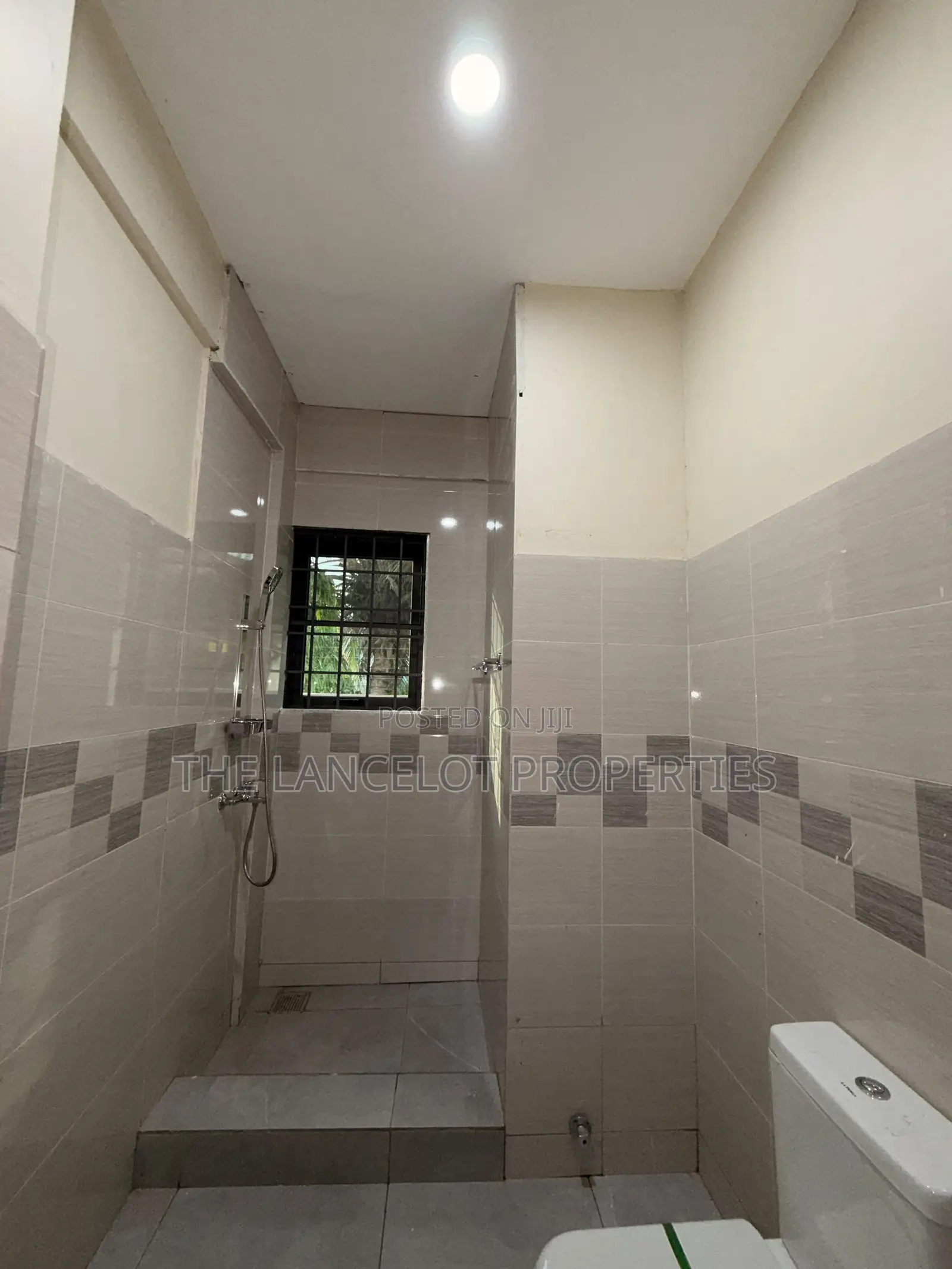 3bdrm Apartment in School Junction, East Legon for rent