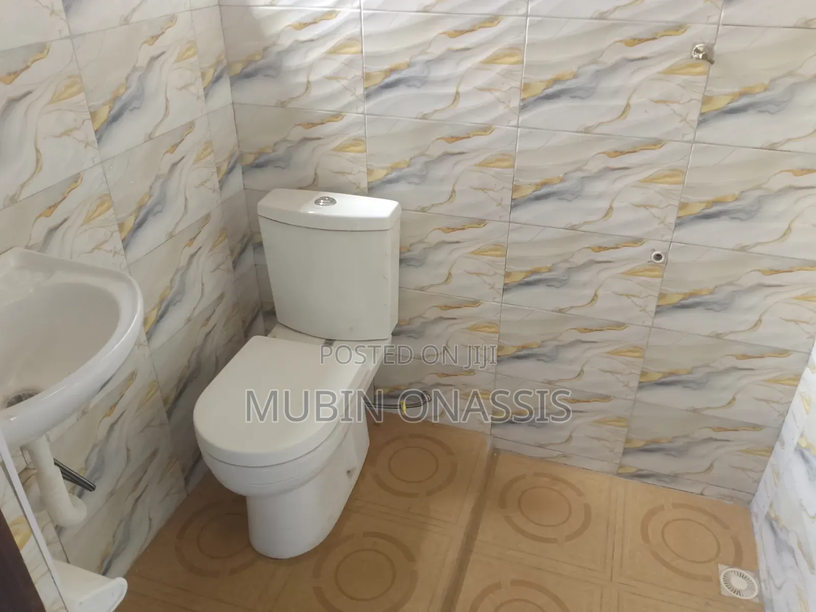 2bdrm Apartment in Mubin Properties, School Junction for rent