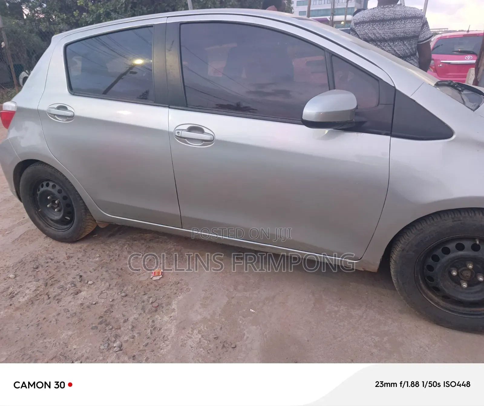 Toyota Yaris L Hatchback 5dr 2012 Gray
