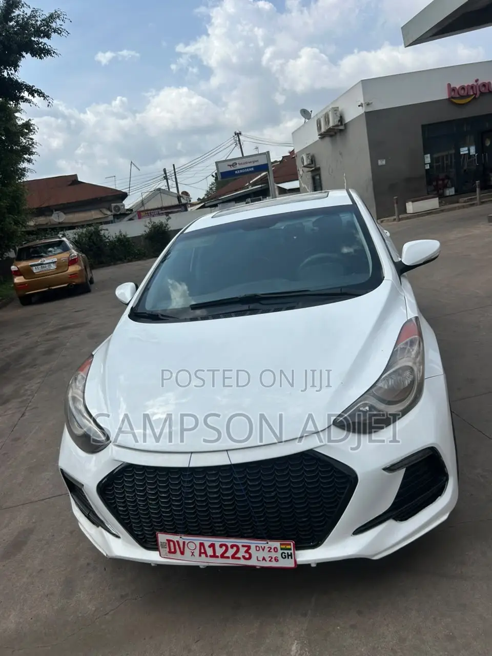 Hyundai Elantra Limited Sedan FWD (1.8L 4cyl 6A) 2013 White