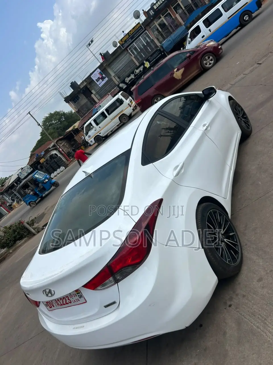 Hyundai Elantra Limited Sedan FWD (1.8L 4cyl 6A) 2013 White