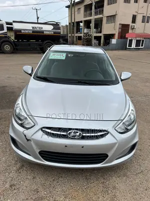Hyundai Accent GLS 4dr Sedan (1.6L 4cyl 6A) 2015 Silver