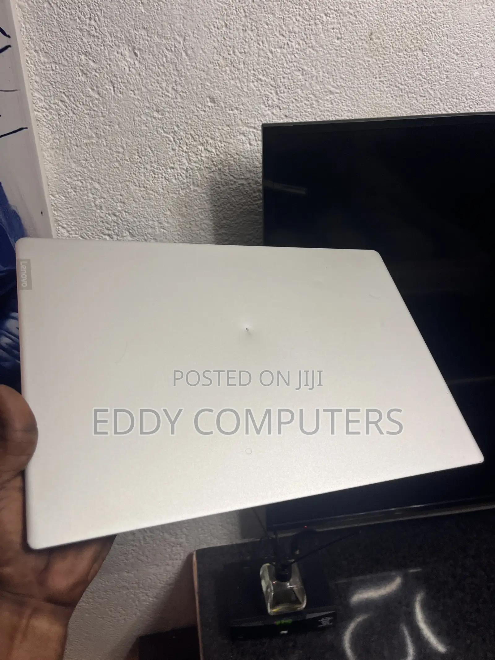 Laptop Lenovo IdeaPad 330S 8GB Intel Core i5 SSD 256GB