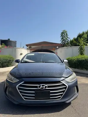 Hyundai Elantra SE Sedan FWD (2.0L 4cyl 6M) 2017 Burgundy