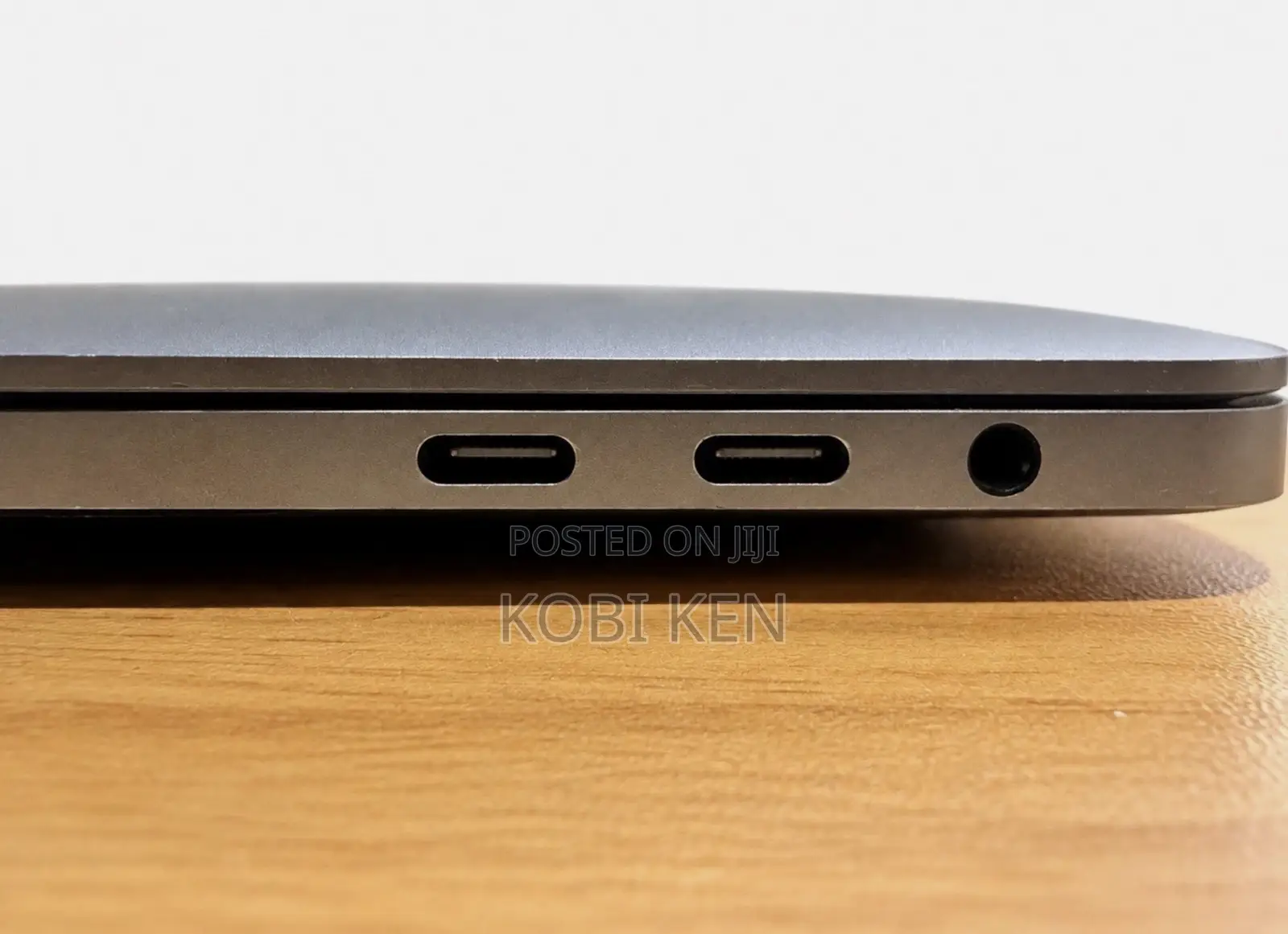 Laptop Apple MacBook Pro 2018 16GB Intel Core i7 SSD 1T
