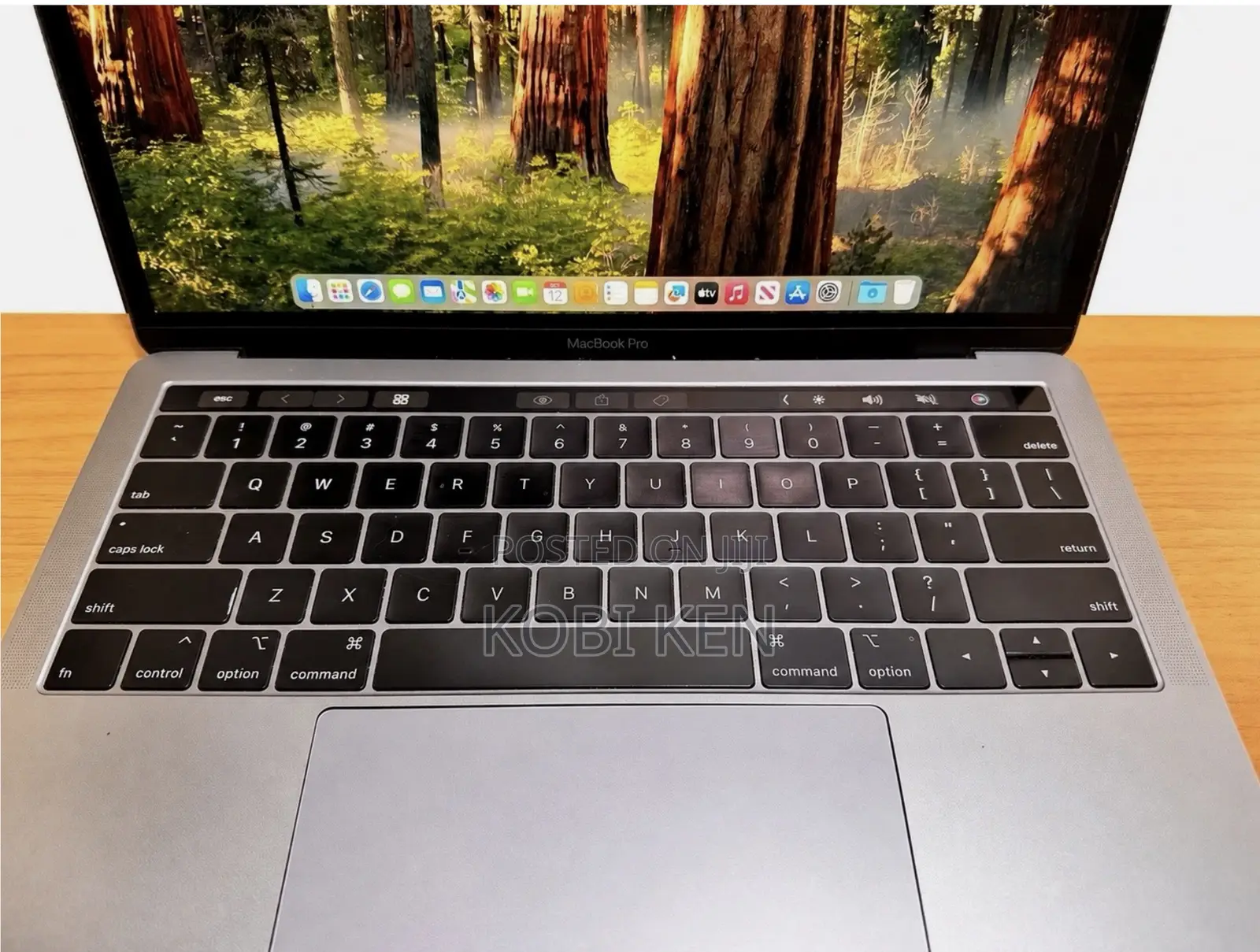 Laptop Apple MacBook Pro 2018 16GB Intel Core i7 SSD 1T