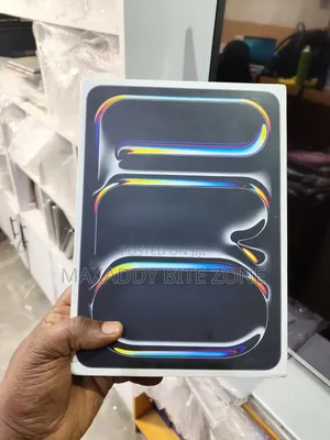 New Apple iPad Pro 11 (2025) 256 GB Black