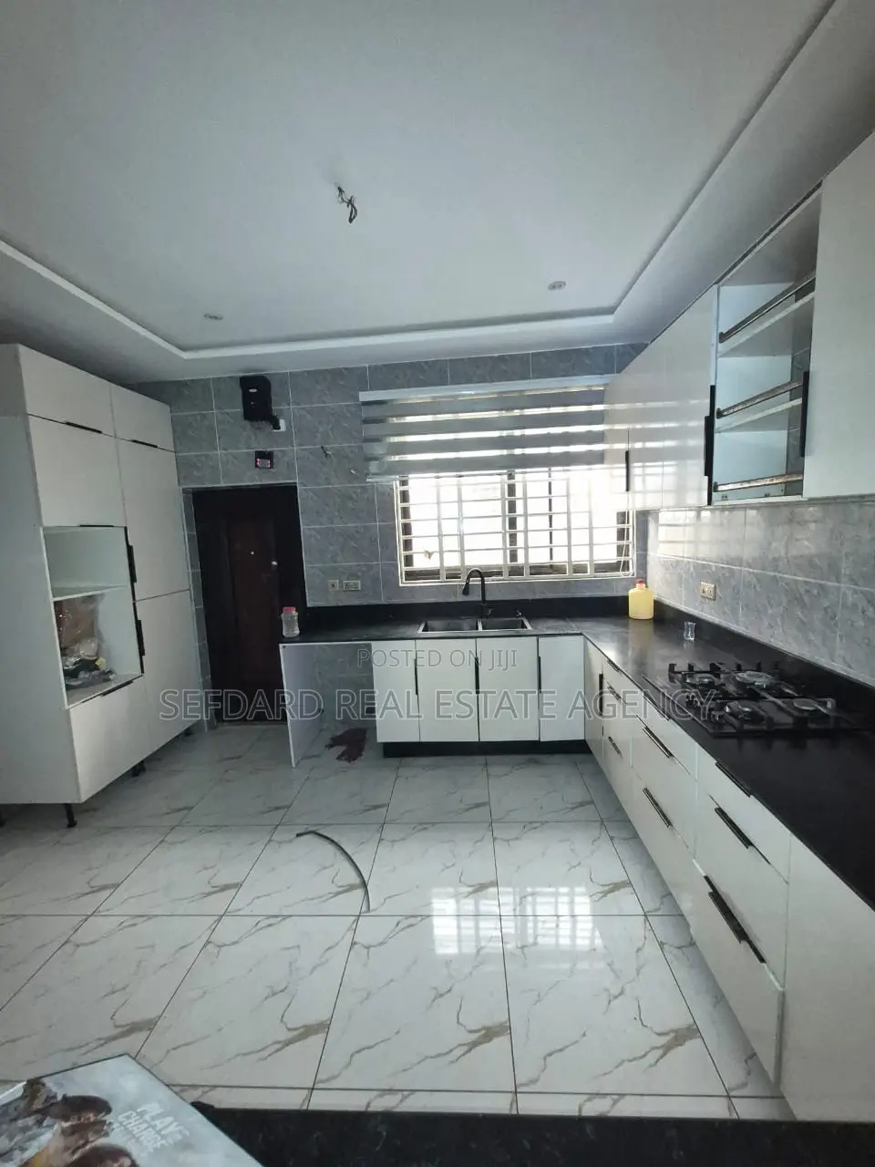 4bdrm Duplex in Sefdard Properties, Amasaman for rent