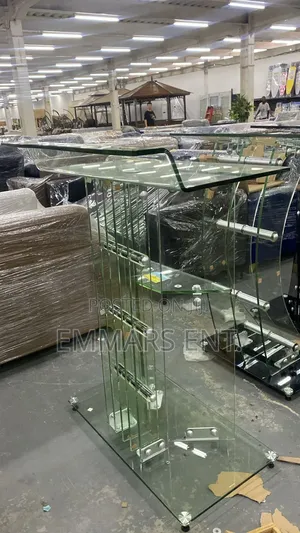 Executive Mega Glass Pulpit