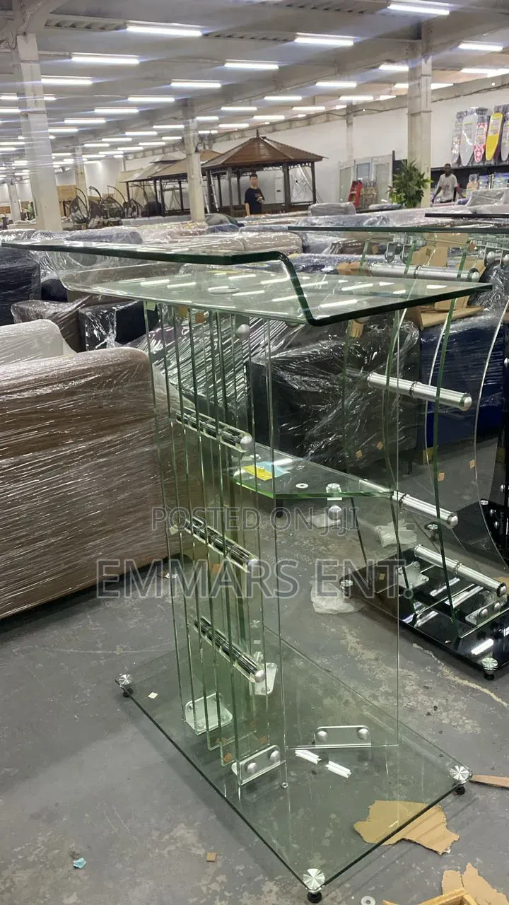 Executive Mega Glass Pulpit