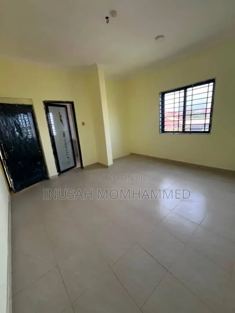 2bdrm Apartment in Inusah, Trade Fair for rent