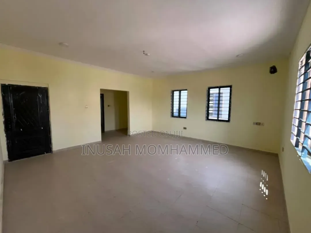 2bdrm Apartment in Inusah, Trade Fair for rent