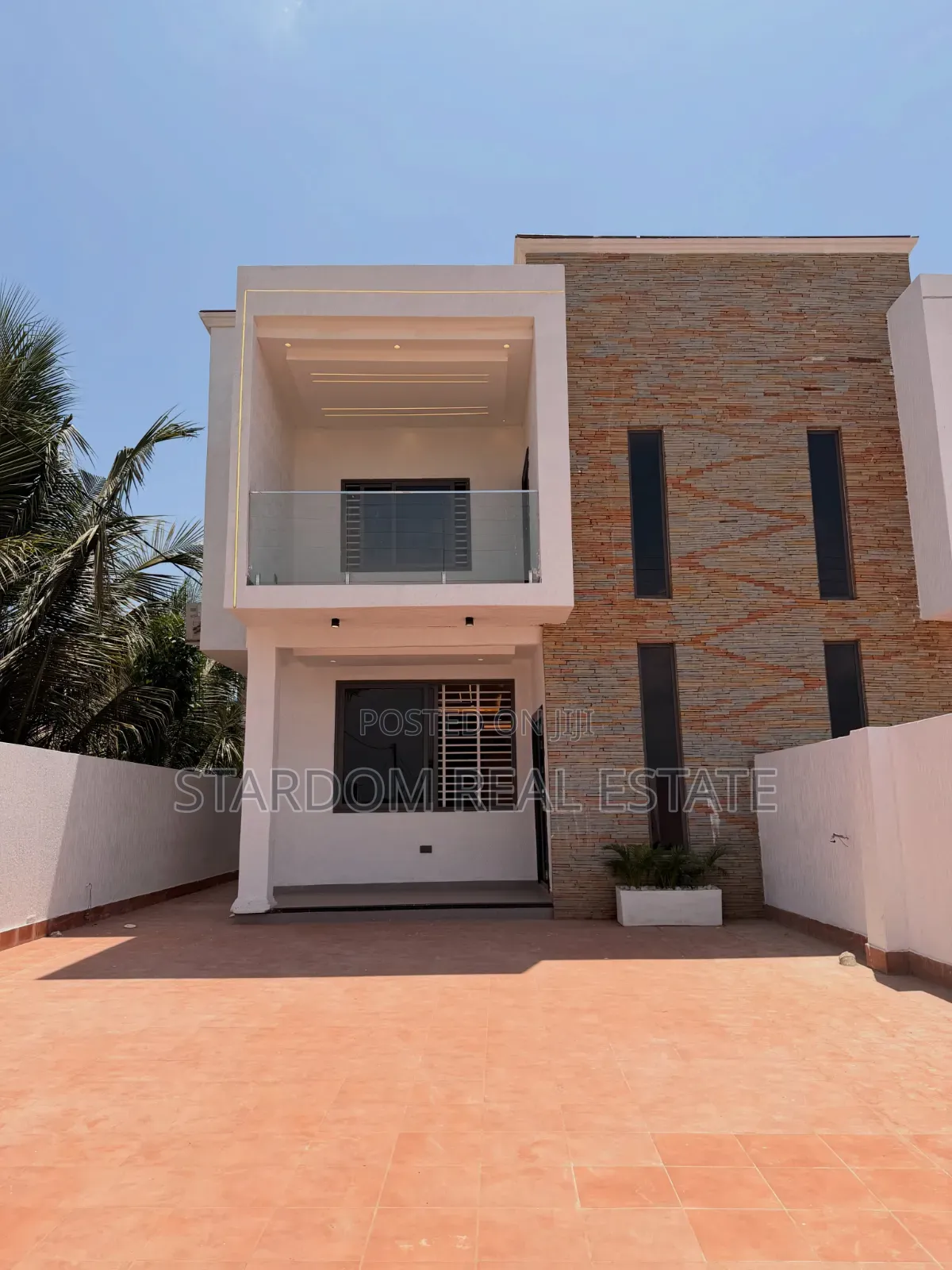 2bdrm Townhouse/Terrace in East Legon Hills, Boundary Road Area