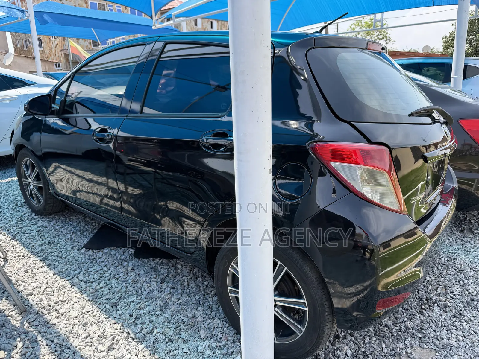Toyota Yaris L Hatchback 5dr 2016 Black