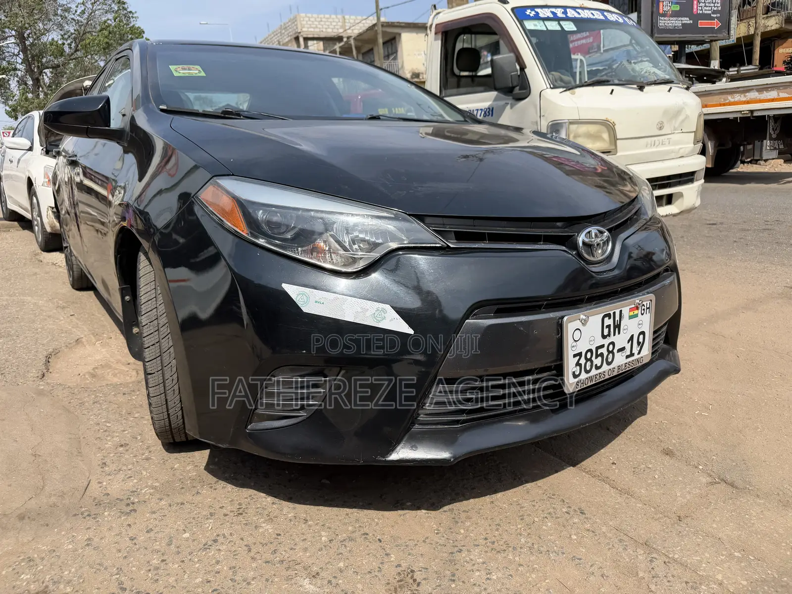 Toyota Corolla LE ECO Premium (1.8L 4cyl CVT) 2016 Black