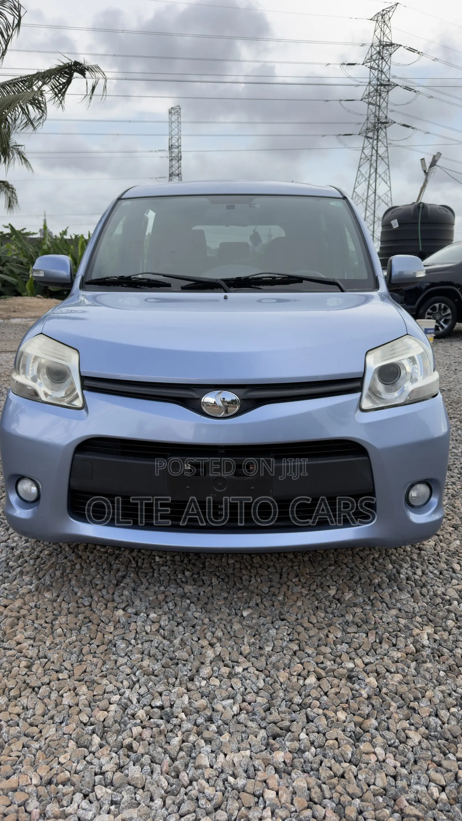 Toyota Sienta 1.5 AWD 2012 Blue