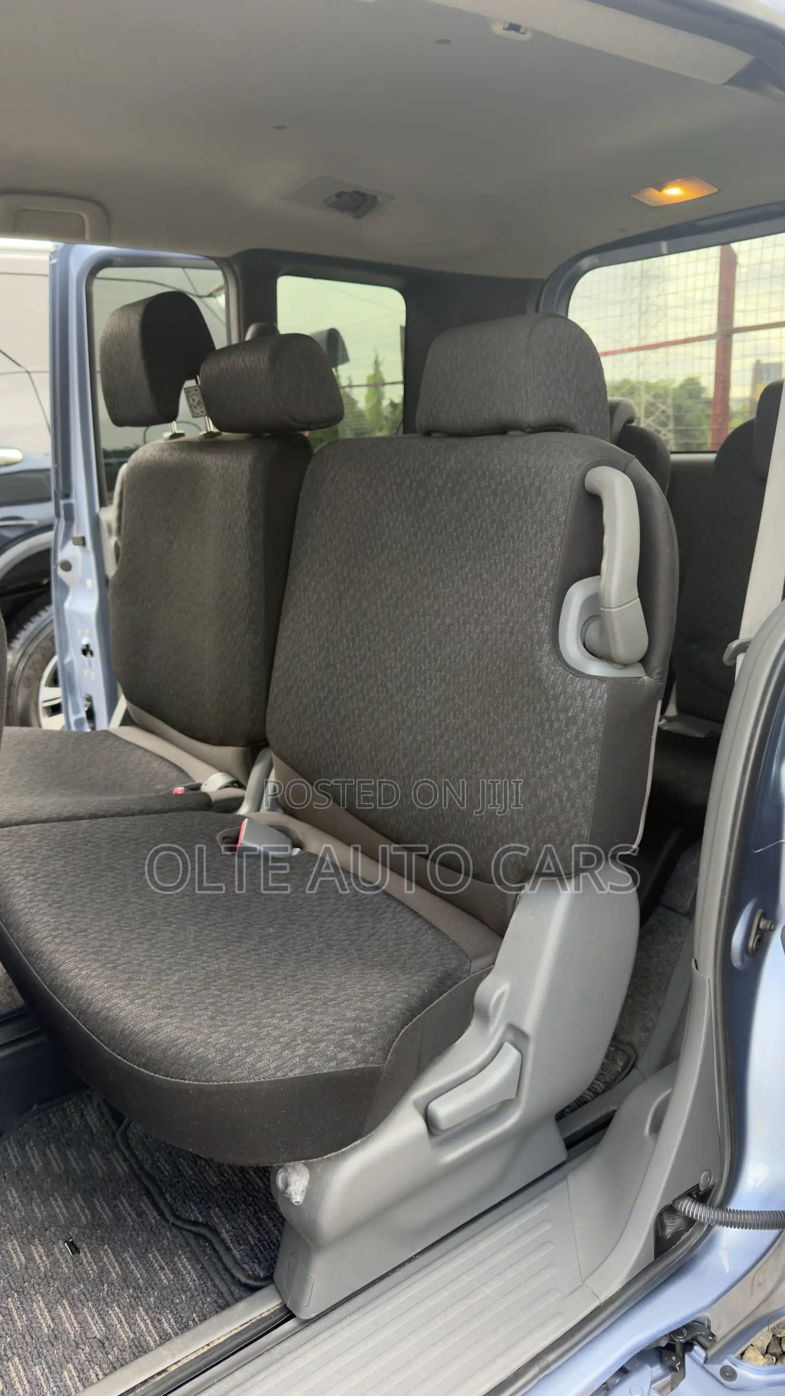 Toyota Sienta 1.5 AWD 2012 Blue