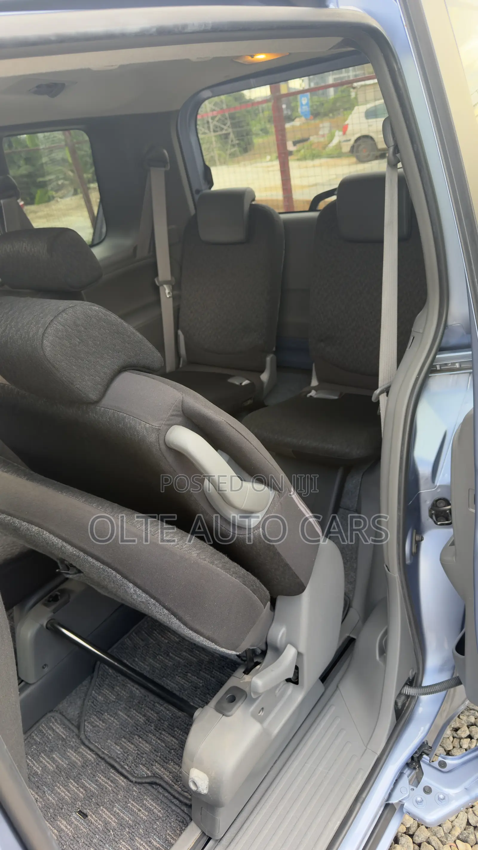 Toyota Sienta 1.5 AWD 2012 Blue