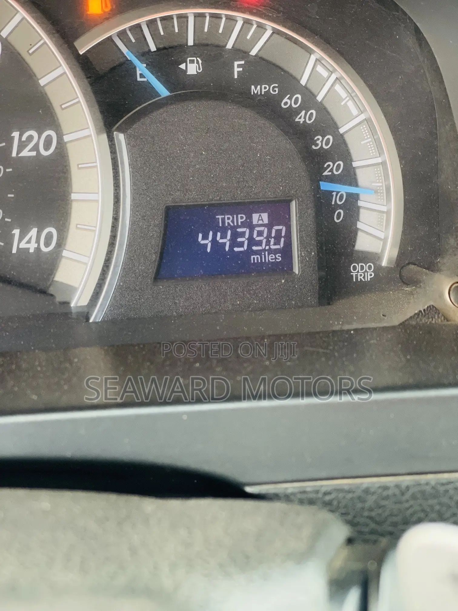 Toyota Camry SE 4dr Sedan (2.5L 4cyl 6A) 2014 Red