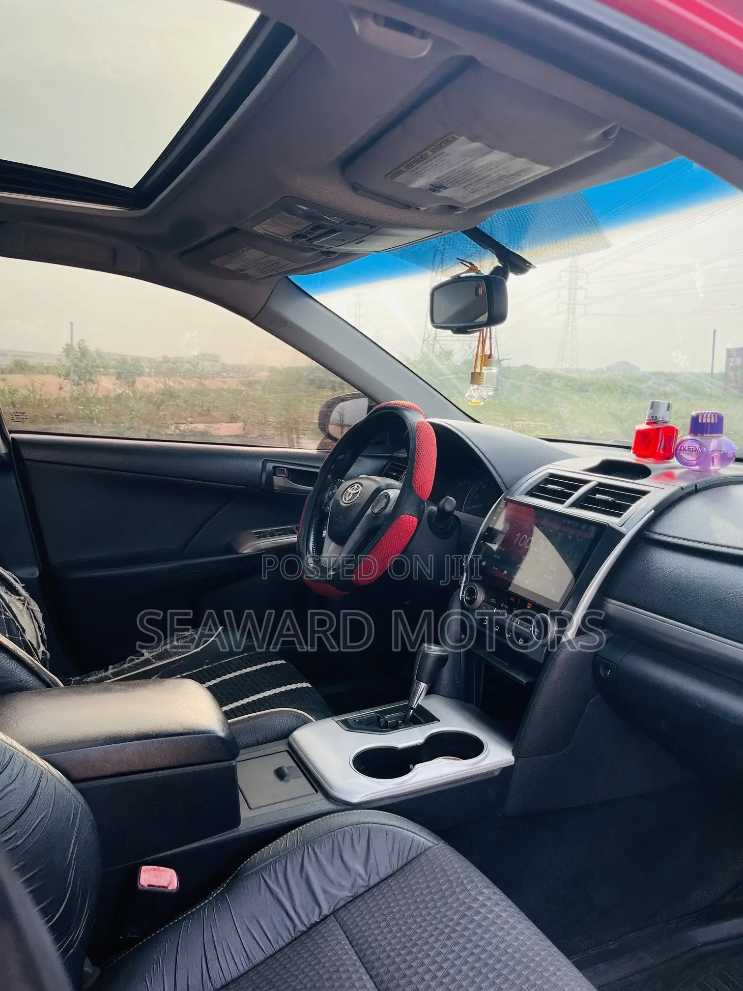 Toyota Camry SE 4dr Sedan (2.5L 4cyl 6A) 2014 Red