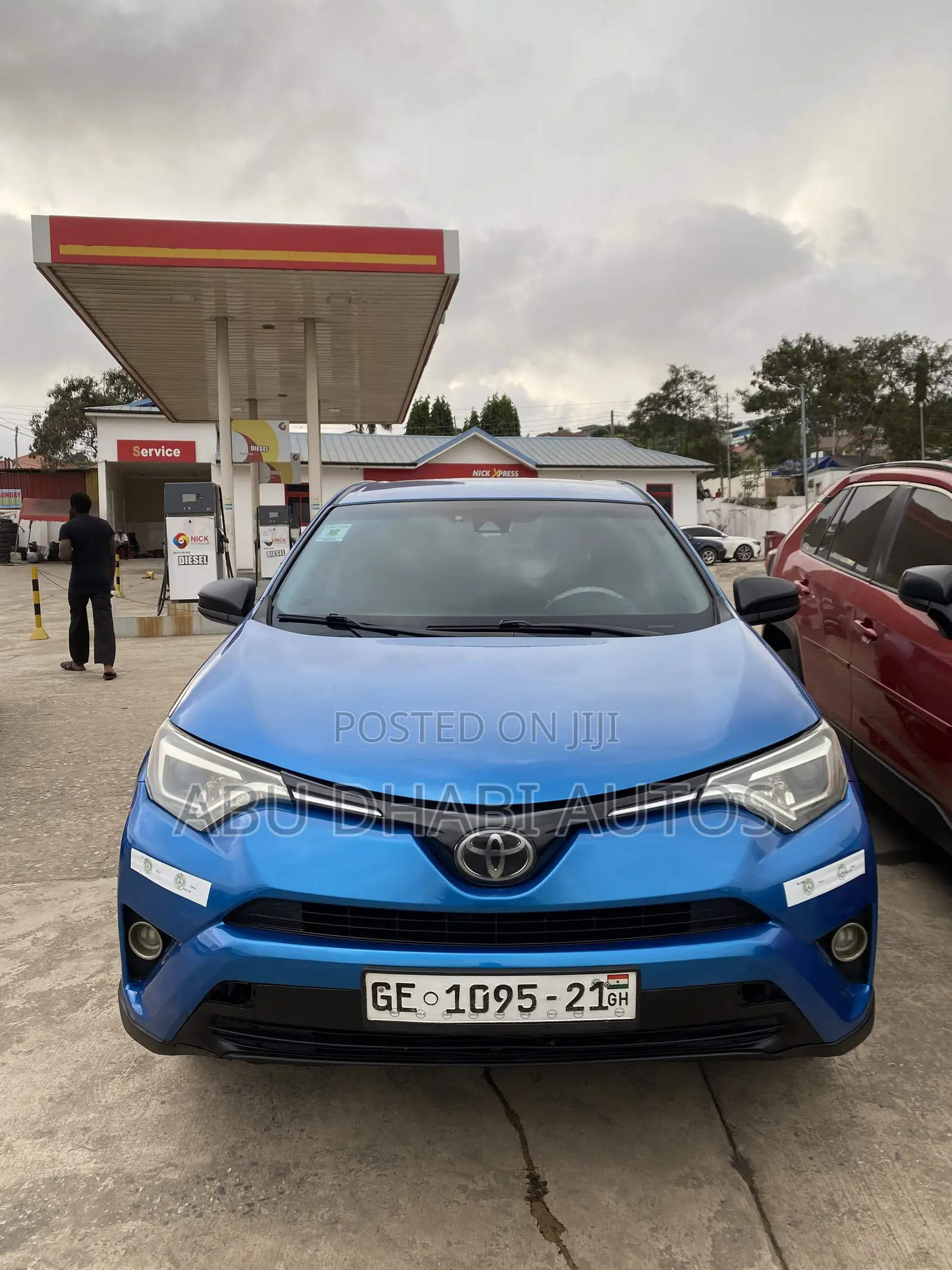 Toyota RAV4 LE AWD (2.5L 4cyl 6A) 2016 Blue