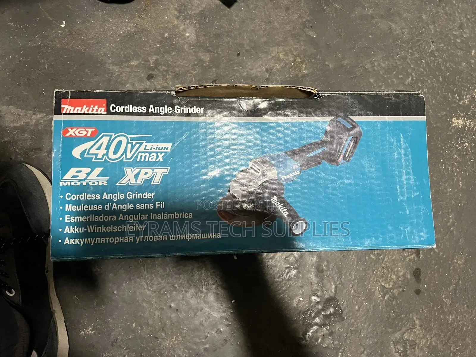 Makita GA004GZ 40V 115mm Angle Grinder