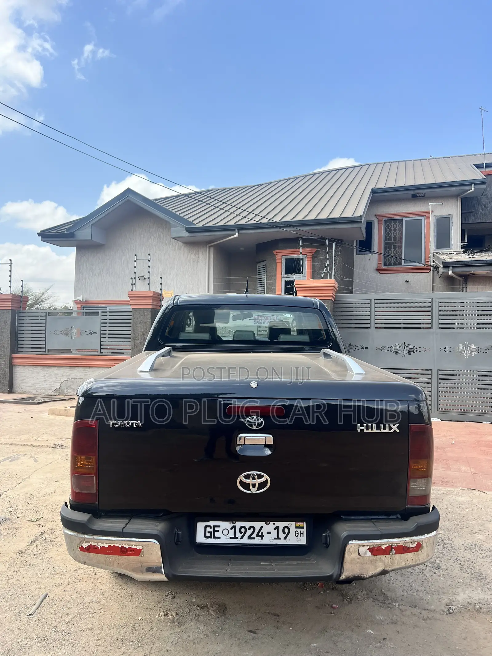 Toyota Hilux 2012 Black