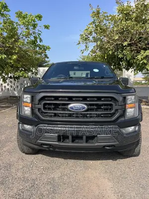 Ford F-150 LARIAT 2023 Black