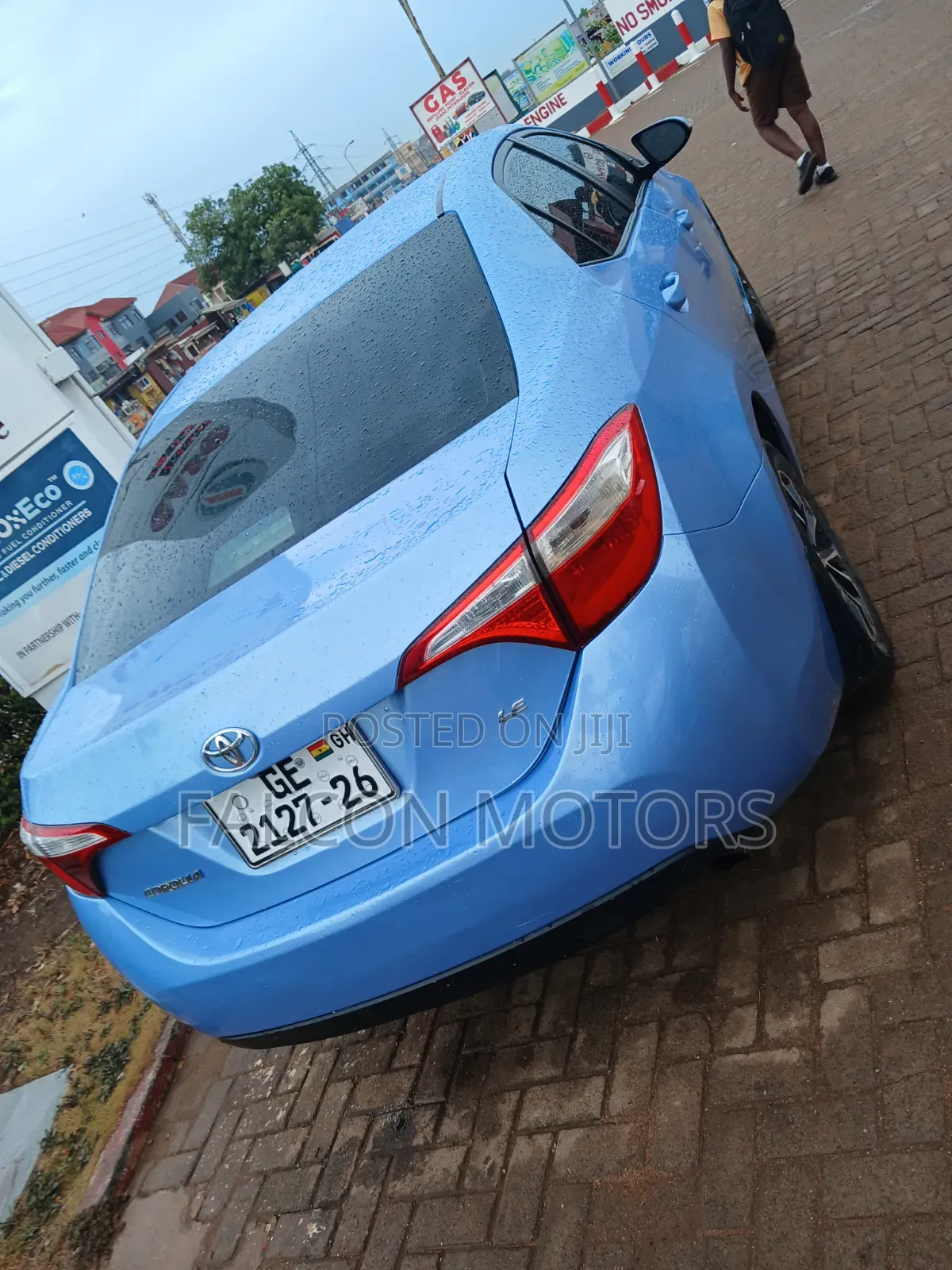 Toyota Corolla LE Premium 4dr Sedan (1.8L 4cyl CVT) 2015 Blue