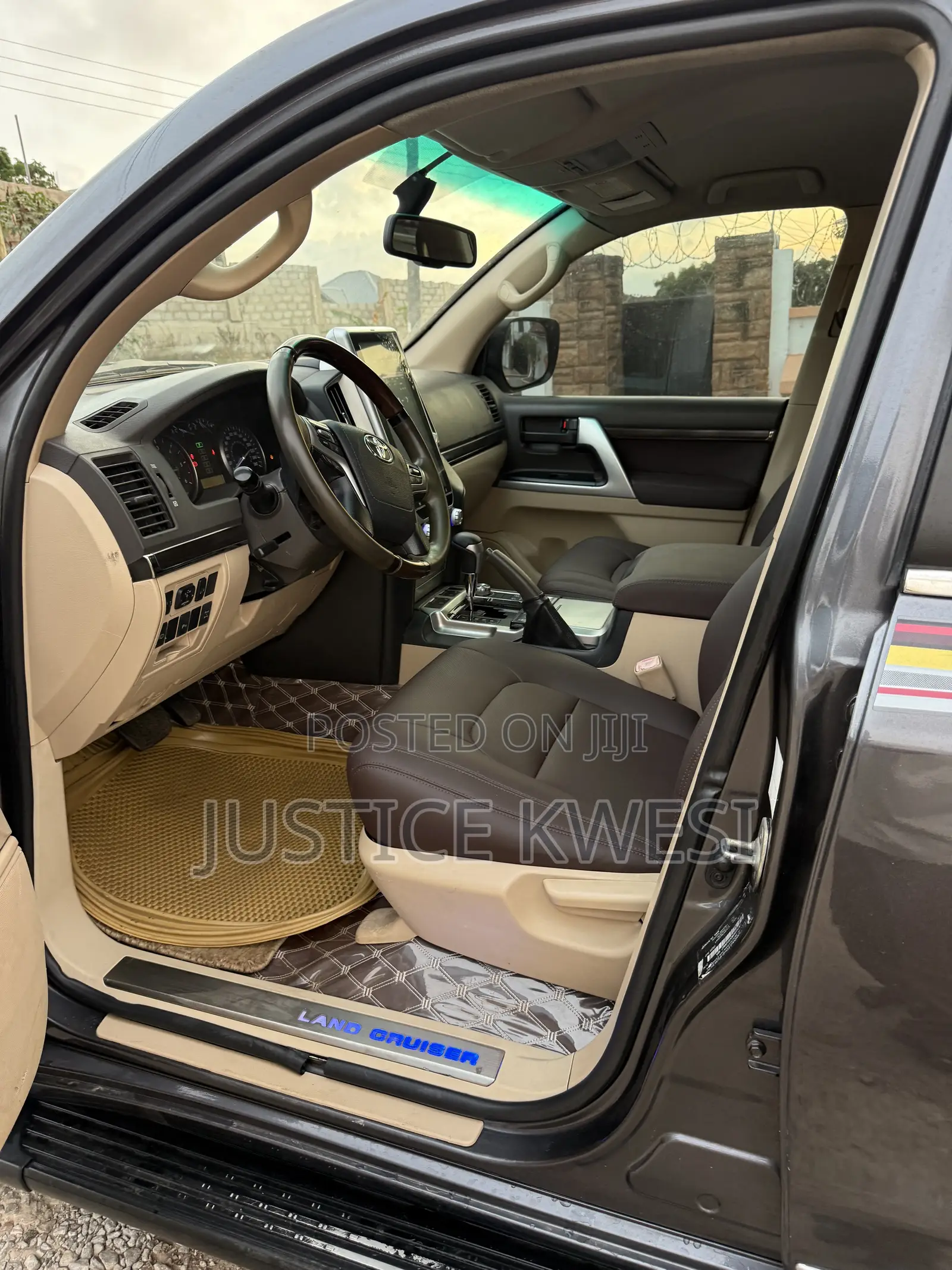Toyota Land Cruiser 4.5 V8 GXR 2012 Black