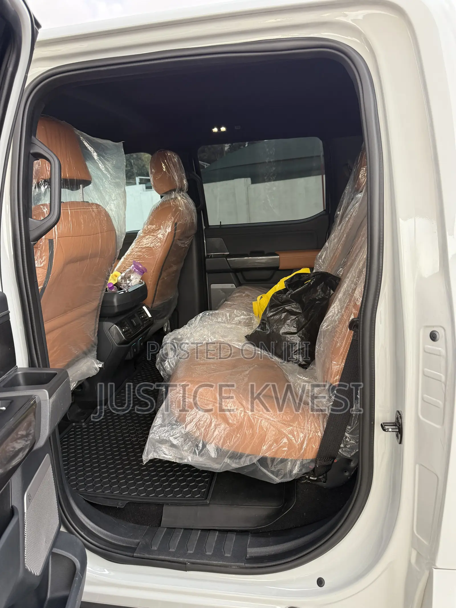 Ford F-150 XLT 2023 Gray