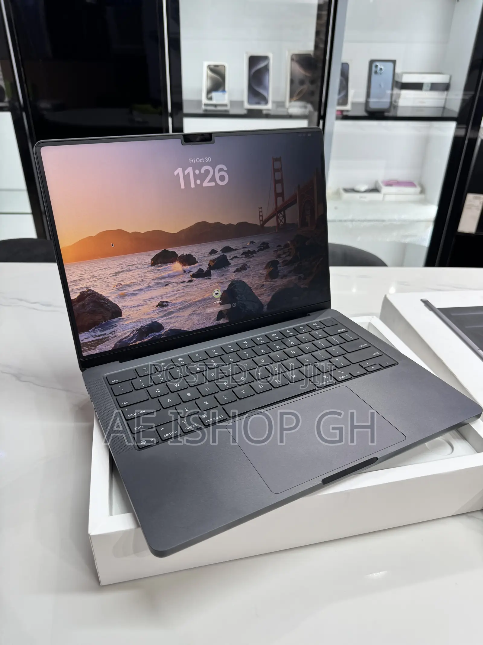 Laptop Apple MacBook Pro 2025 M5 16GB Apple M5 SSD 1T